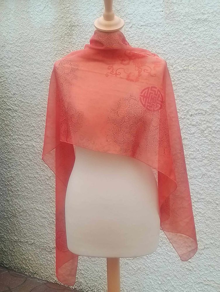 Magnifique Etole TU : Imprim� sur Fond Orang� - Quasi-neuf 12 La Fert�-Alais (91)