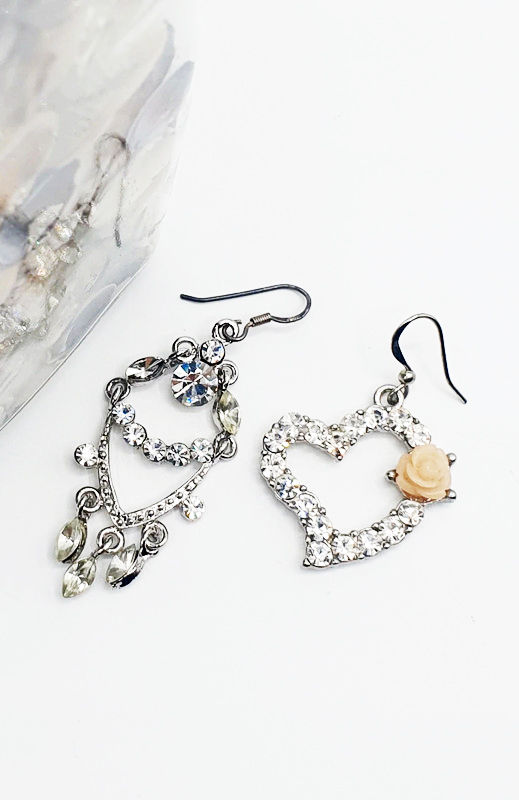 Magnifique paire de boucles d'oreilles strass m�tal argent� 4 Bry-sur-Marne (94)