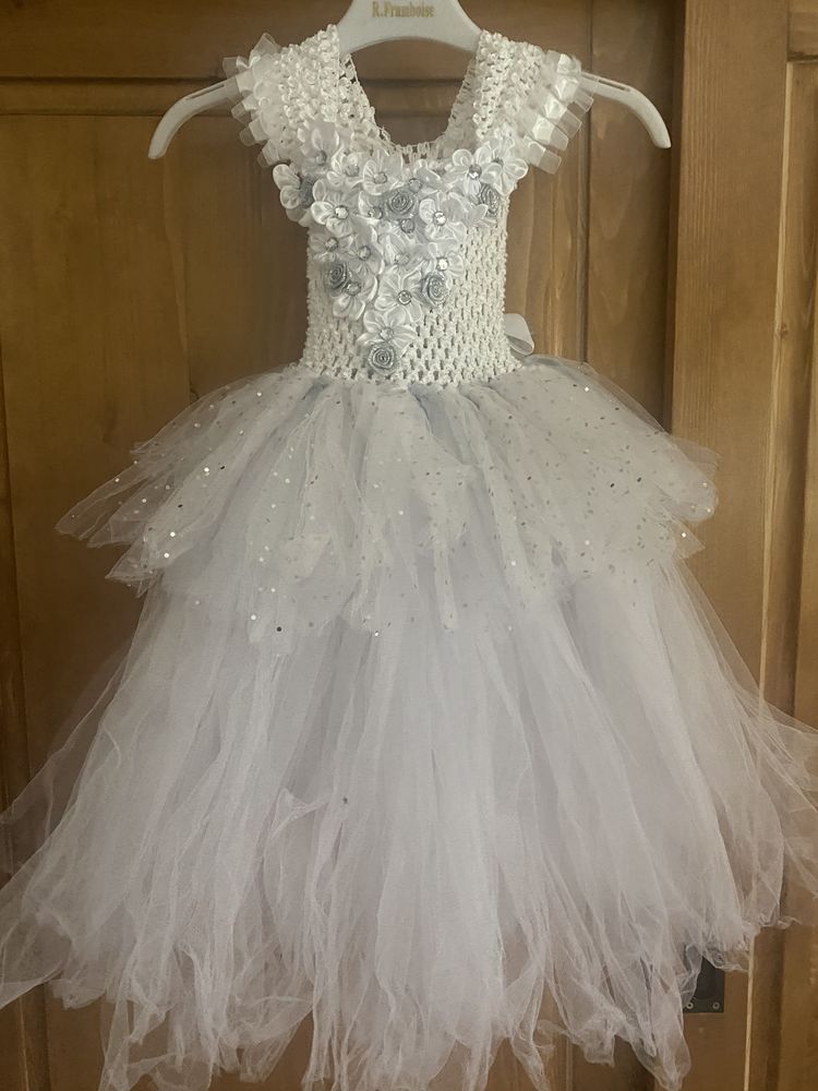 Magnifique Robe de c�r�monie bapt�me , demoiselle d honneur 50 Uckange (57)