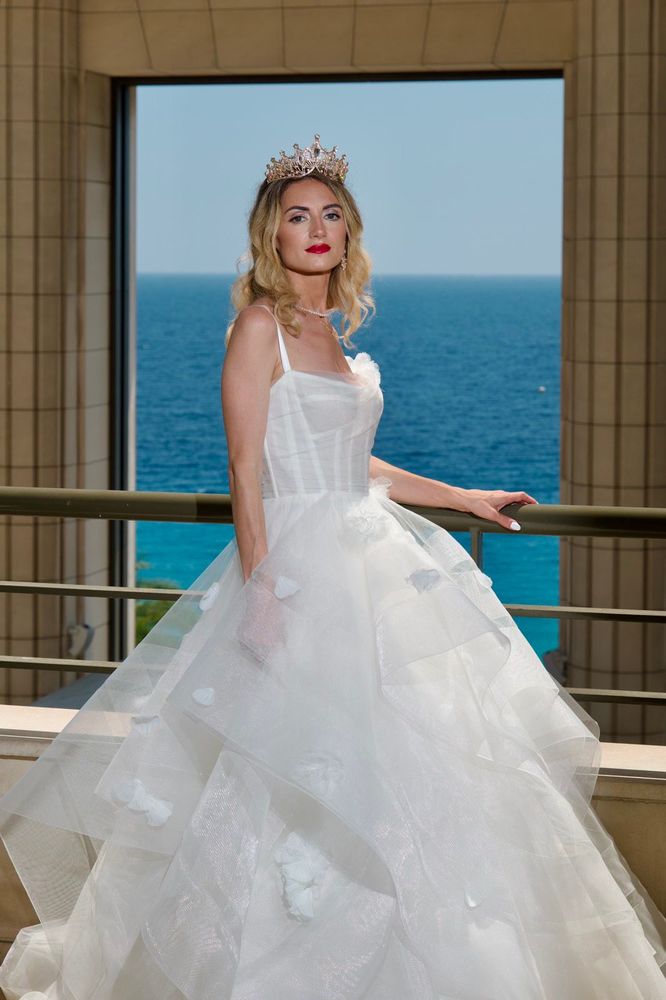 Magnifique Robe de Mari�e de luxe achet�e 3000 euros 0 Nice (06)