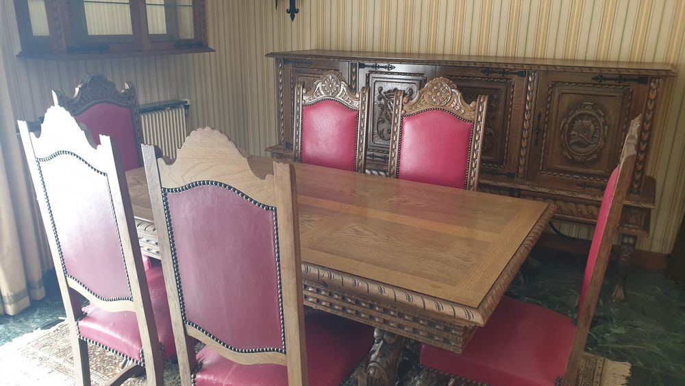 MAGNIFIQUE SALLE A MANGER STYLE RENAISSANCE ESPAGNOLE CHENE 1800 Amilly (45)