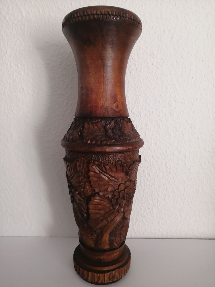 Magnifique vase en bois sculpt� - Motifs fleurs et feuilles 33 Habsheim (68)