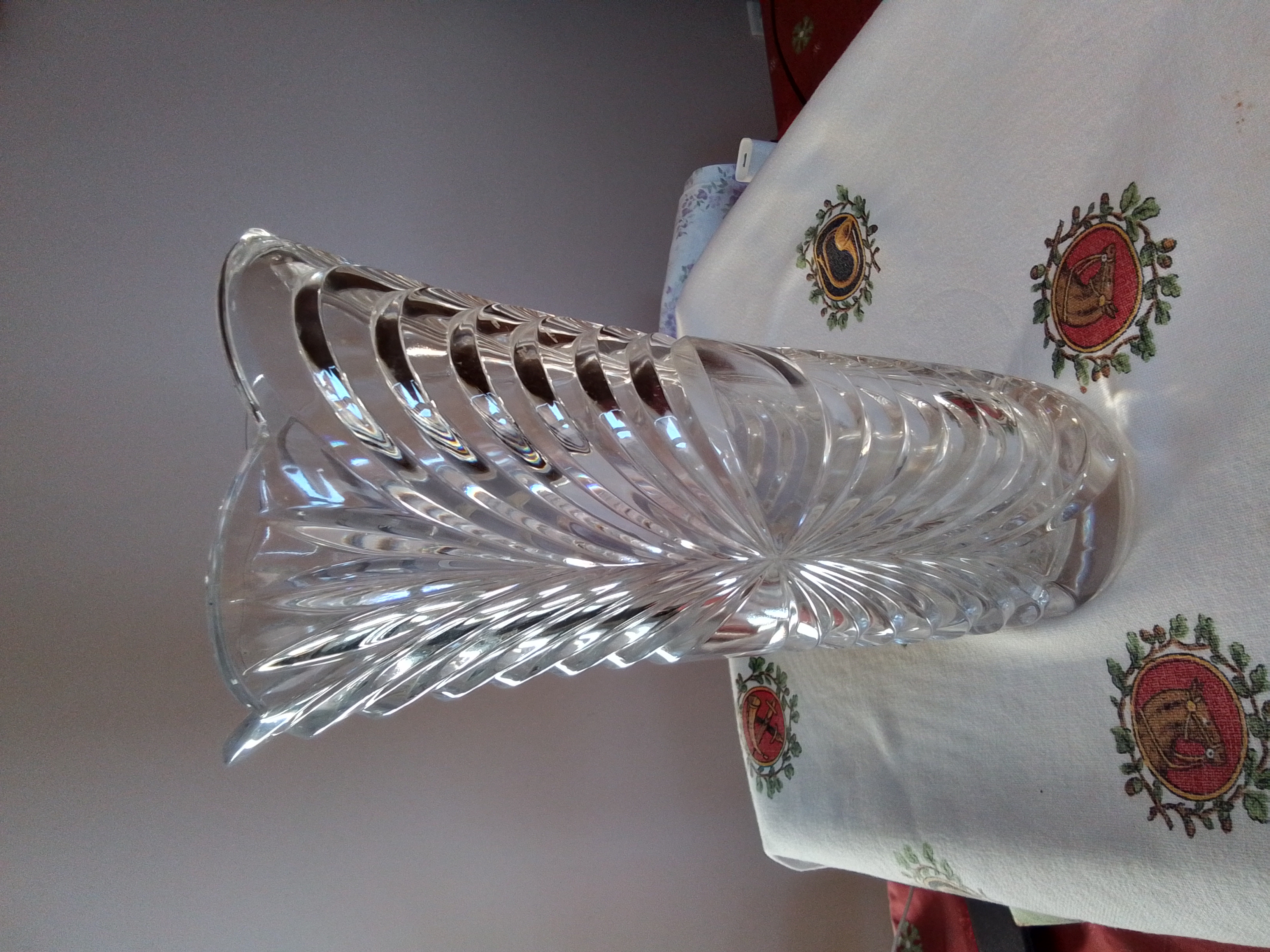 Magnifique vase en verre sculpt� 30 Louvres (95)