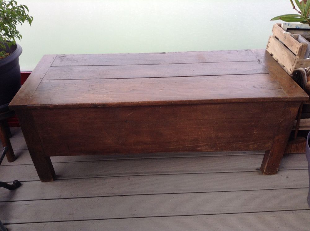 Maie ancienne en ch�ne 120 Guer (56)