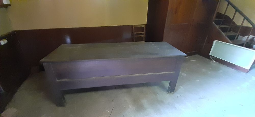 maie en  ch�ne 90 Sainte-Feyre (23)