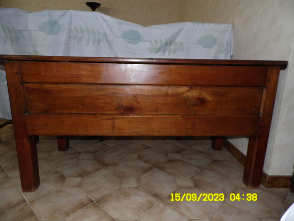 maie en merisier 0 Pressac (86)