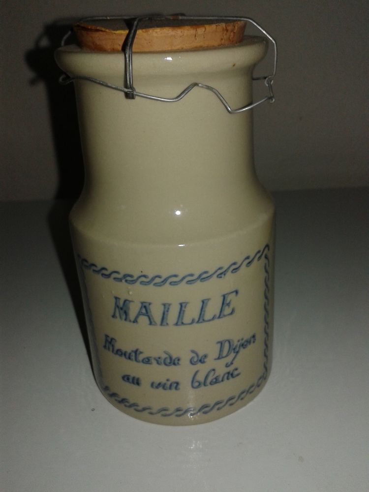 Pot MAILLE en gr�s d'alsace 10 Dijon (21)