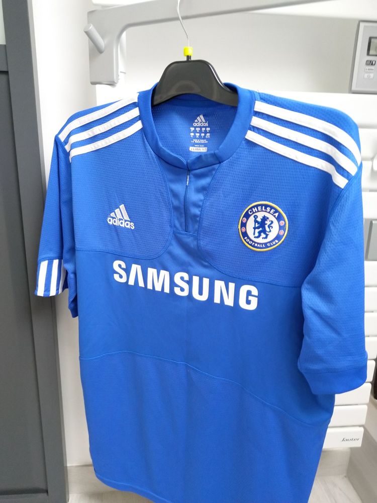 Maillot Adidas Chelsea (2009/2010)
28 Melun (77)