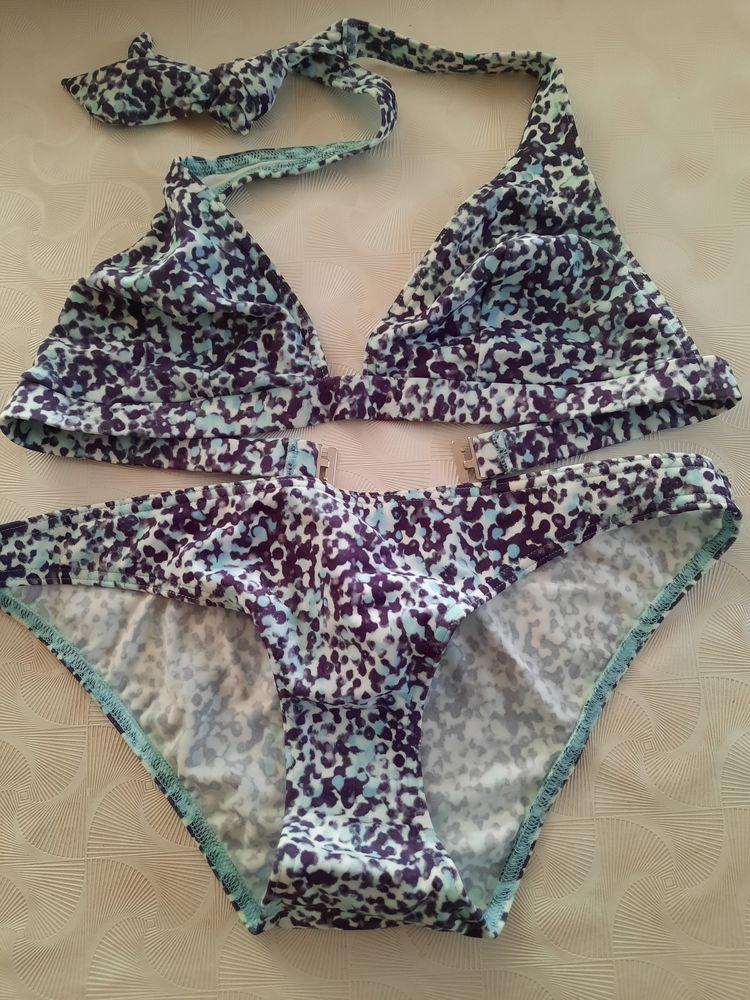 Maillot de bain bleu fleuri liberty neuf - T 40 - T 85B 8 Domart-en-Ponthieu (80)