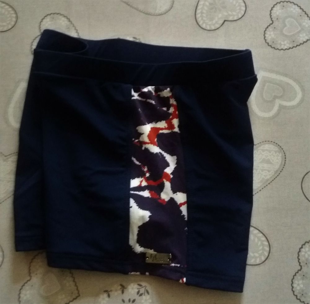 Maillot de bain boxer de bain bleu marine neuf - H.P - T 40 8 Domart-en-Ponthieu (80)