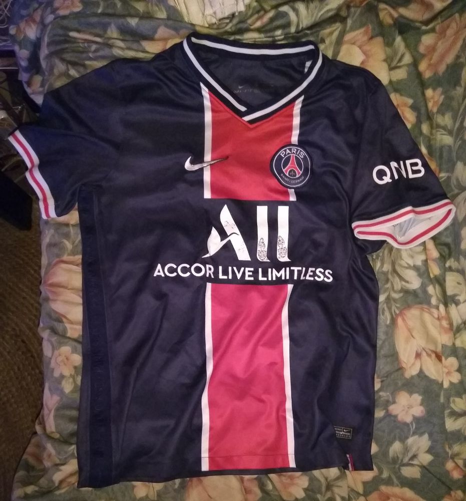 maillot enfant Paris Saint Germain PSG - taille S 9 Beauchamp (95)