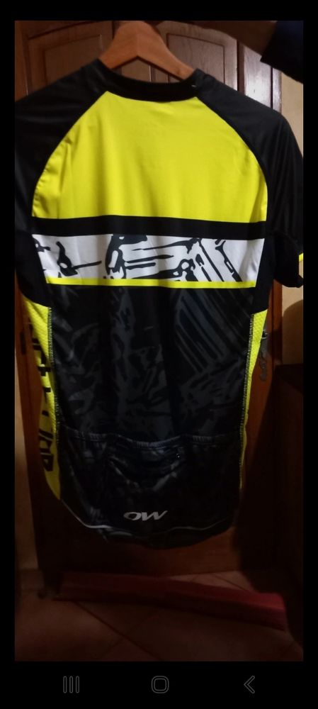 maillot de velo neuf sans �tiquettecar  Erreur de taille 15 Dreuilhe (09)