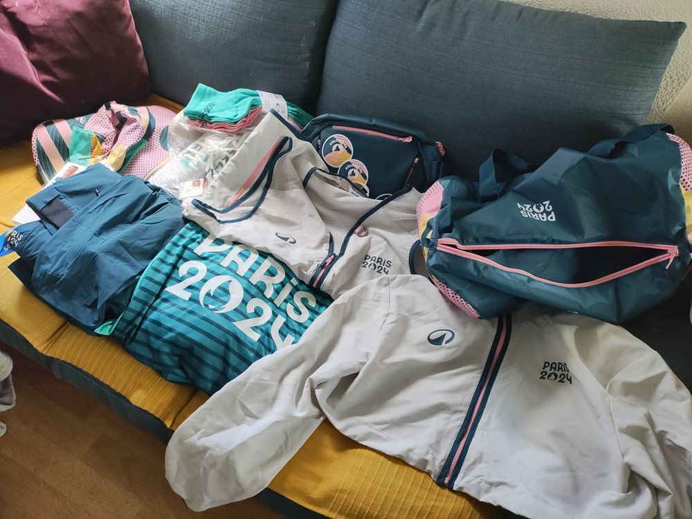 Maillots volontaire paris 2024 130 Pessac (33)