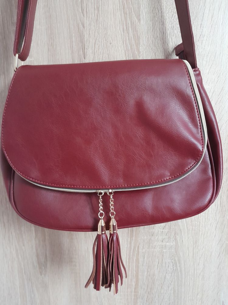 SAC A MAIN EN BANDOULIERE NEUF 12 Gentilly (94)