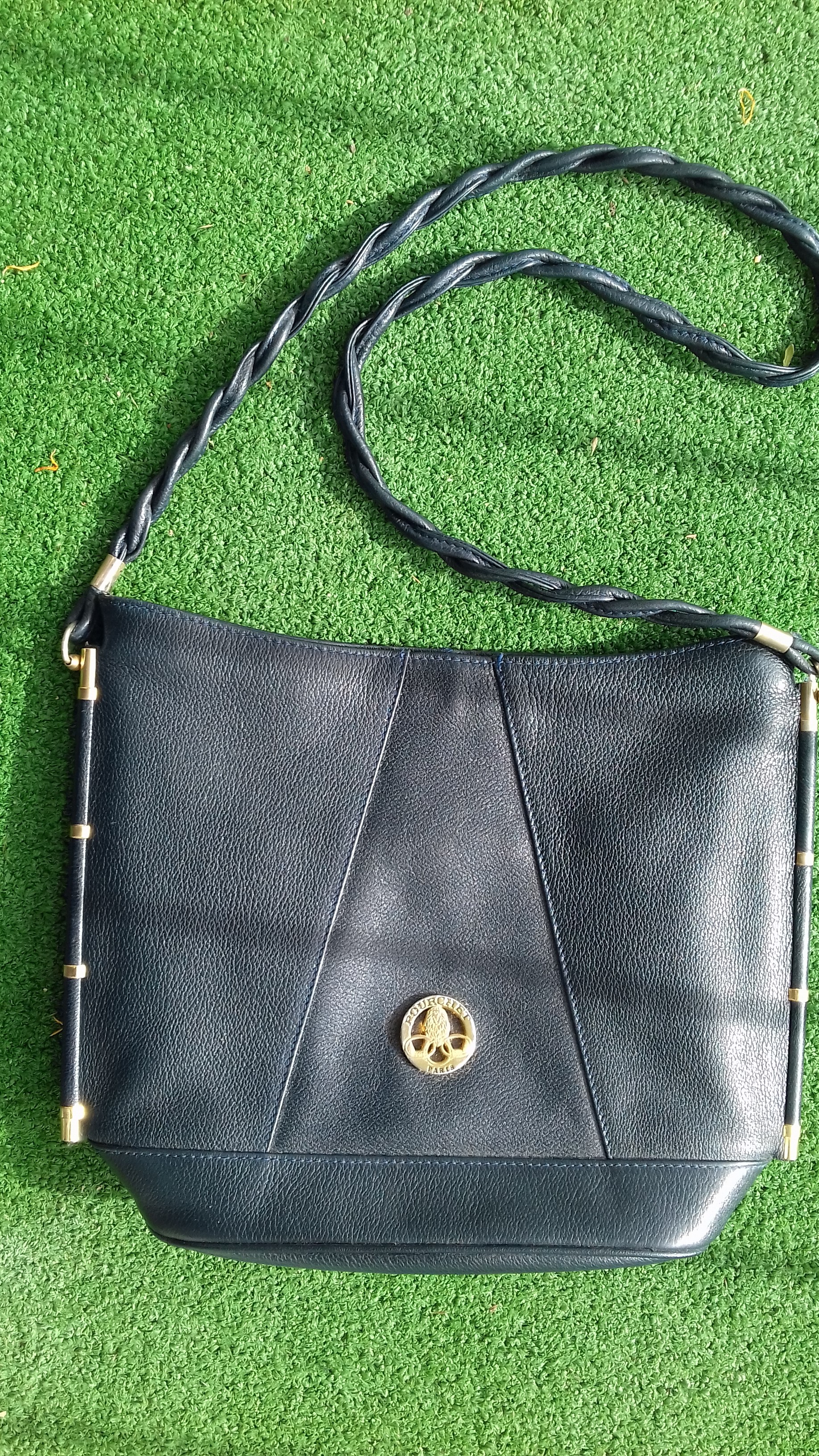 Sac � main en cuir bleu marine Pourchet Paris 35 Saint-Maur-des-Foss�s (94)