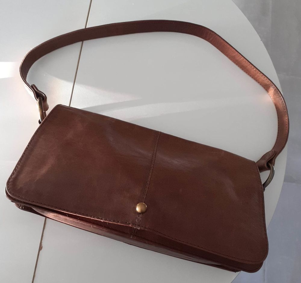 Sac � main en cuir de buffle - tr�s bon �tat 0 Vals-les-Bains (07)