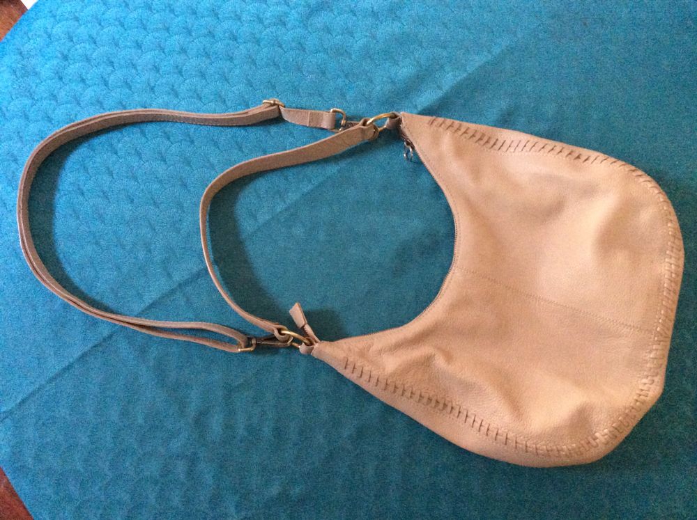 Sac a main cuir femme 15 Breuillet (91)