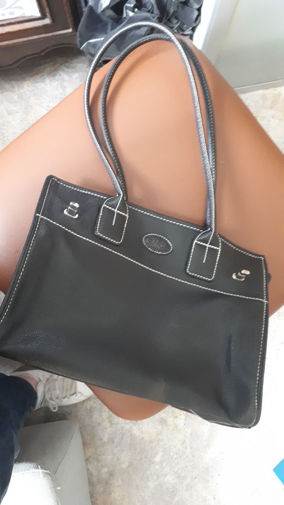 Sac � main cuir noir 10 Pluvigner (56)