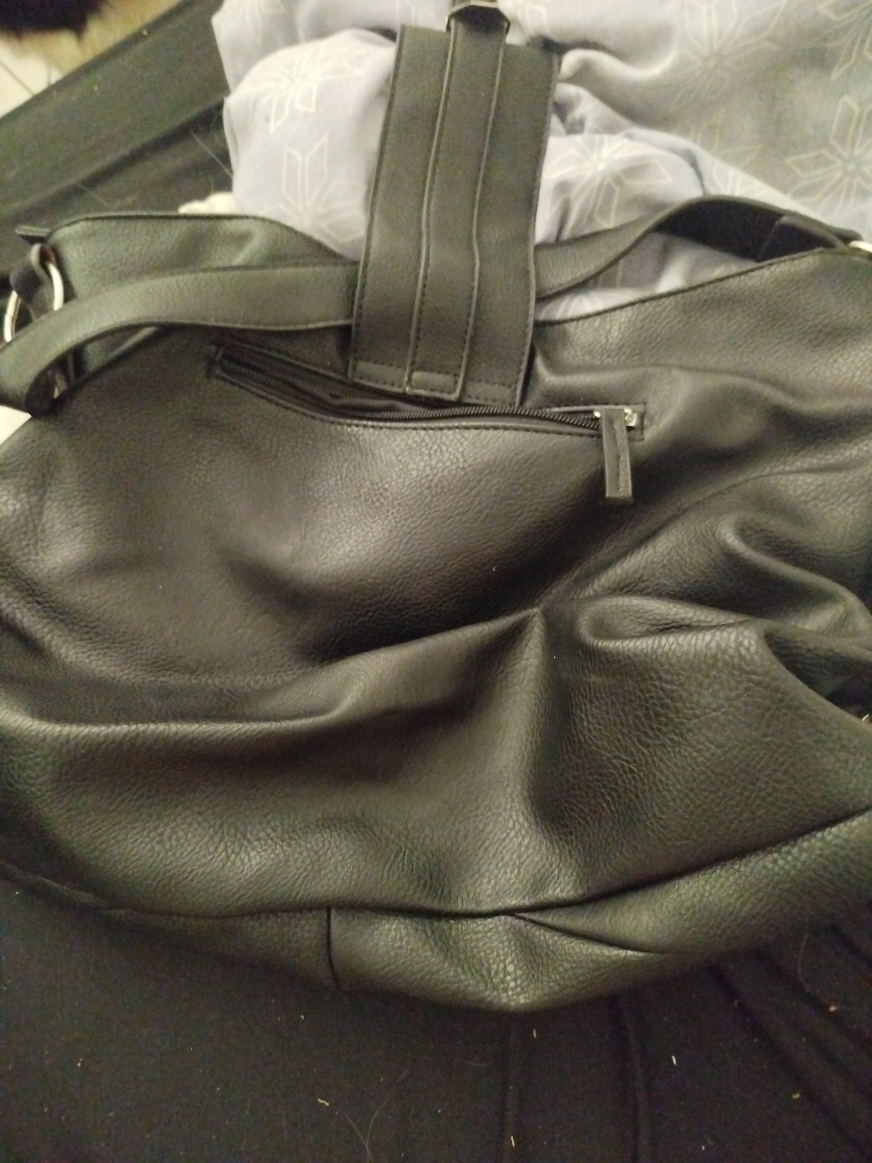 Sac � main en cuir noir 80 �vreux (27)