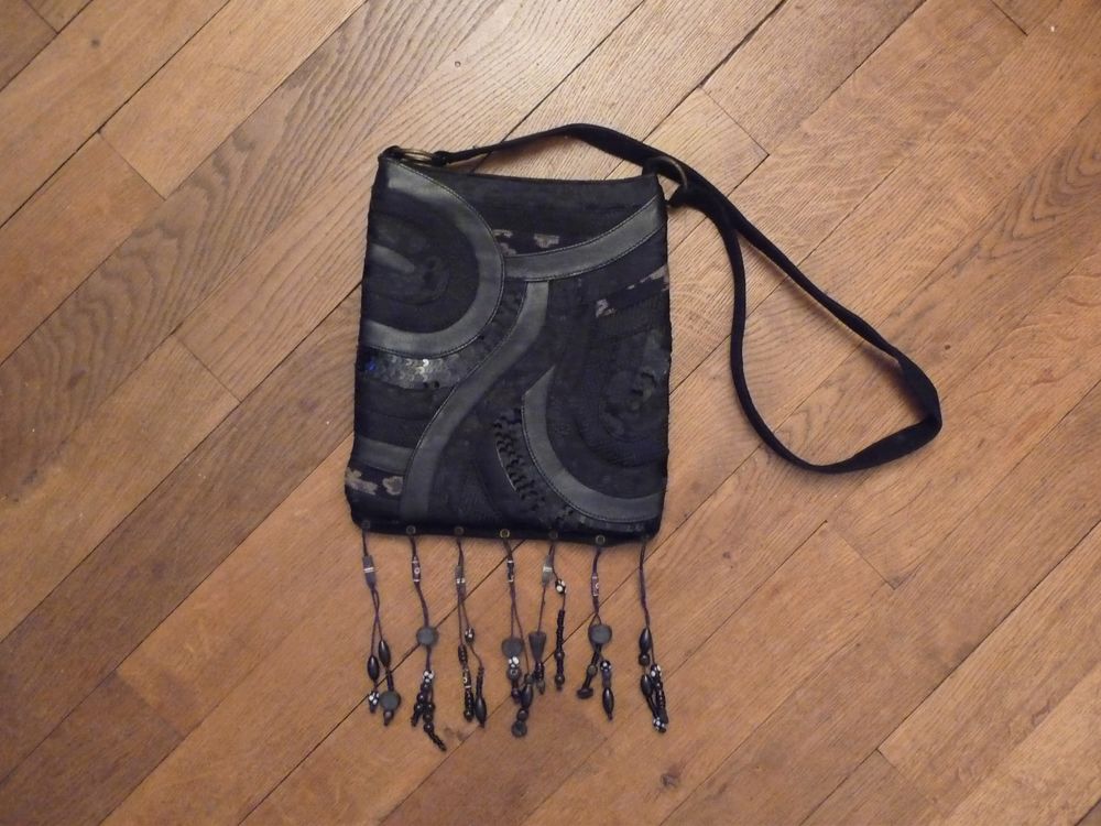 Sac � Main en Cuir et Tissu Noir � Bandouli�re- Ralph Kemp 400 Paris 15 (75)