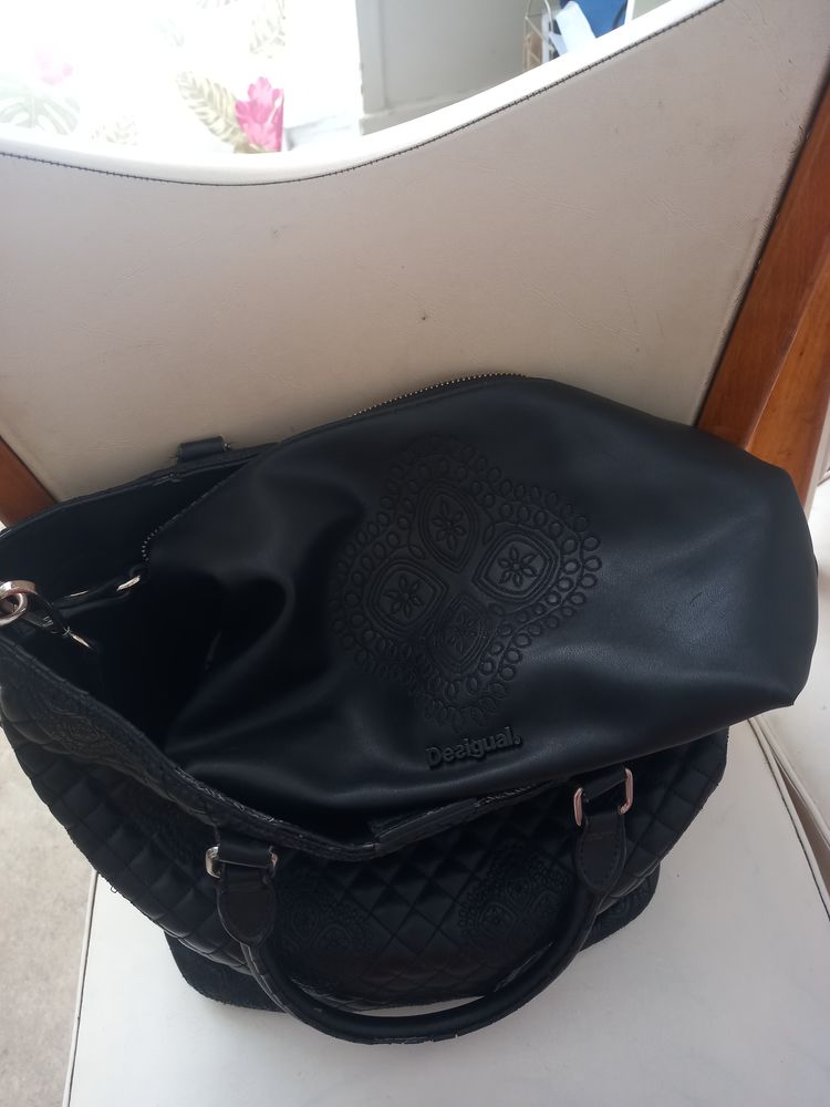 Sac � main Desigual 70 Paris 14 (75)