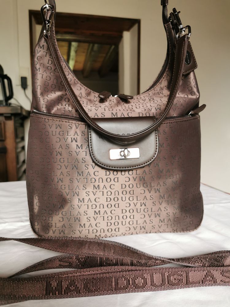 Sac � main Mac Douglas 60 Charleville (51)