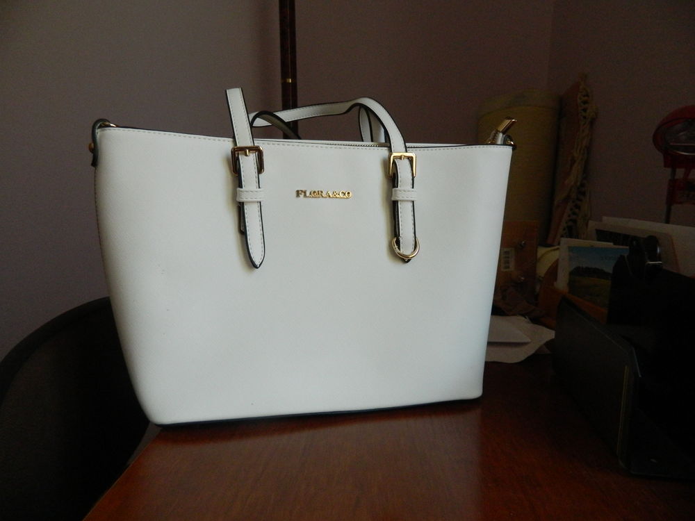 sac a main  femme 25 Barbezieux-Saint-Hilaire (16)