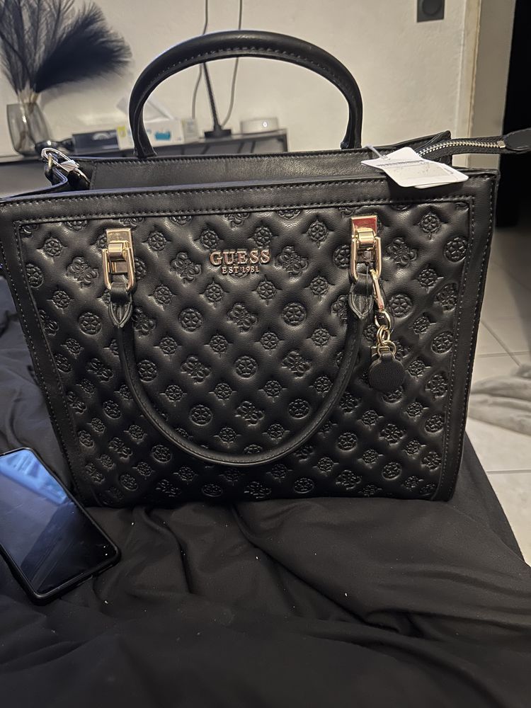 sac � main guess 80 S�te (34)