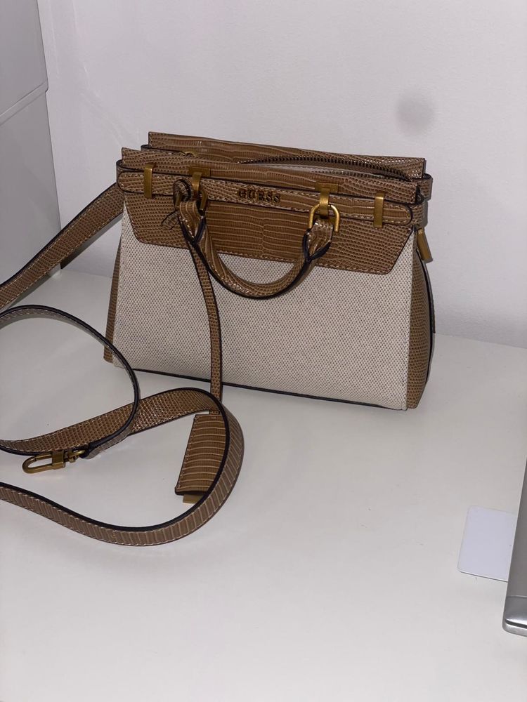 Sac � main GUESS 0 Bessancourt (95)