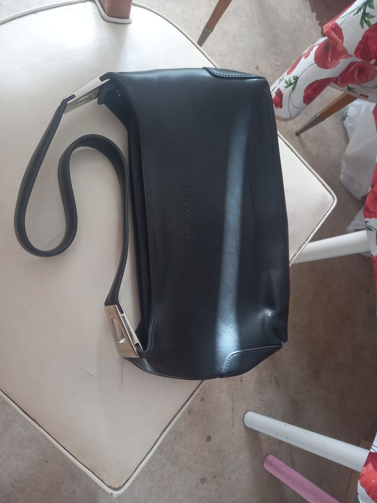 Sac � main lancaster 60 Paris 14 (75)