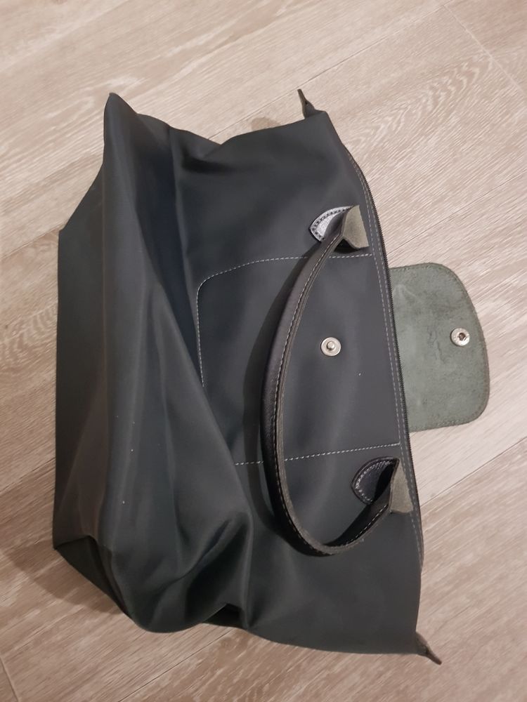 sac � main Longchamp 30 Poissy (78)