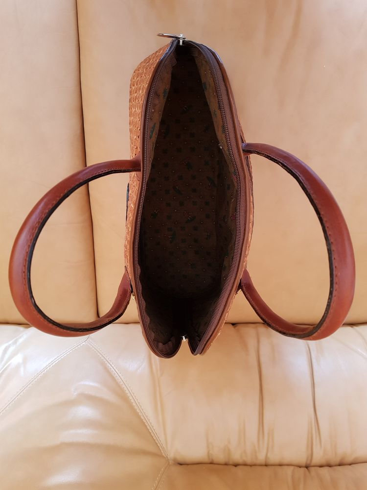 Sac �  main marron 15 Bandol (83)