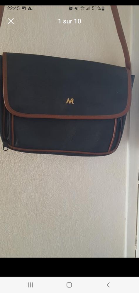 sac � main noir 4 Bron (69)