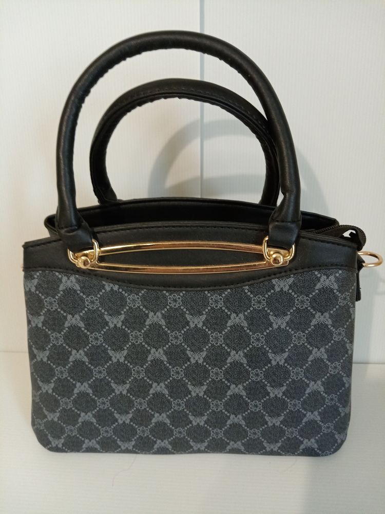  SAC A MAIN  NOIR 18.5 Malicorne-sur-Sarthe (72)