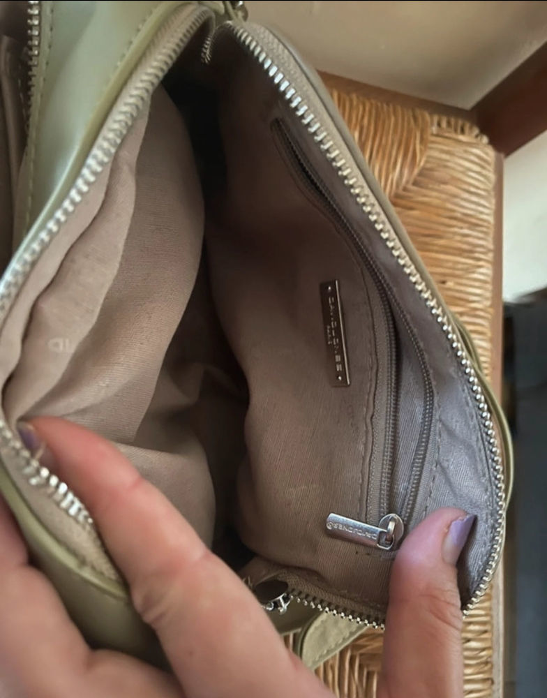 lot Sac �   dos + Sac �   main  peux aussi etre vendu separement 12 Beauvoir (89)