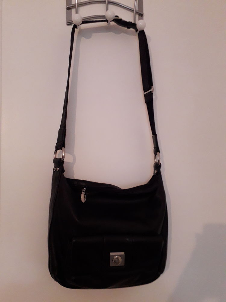Sac � main POURCHET Cuir noir, 50 Besan�on (25)