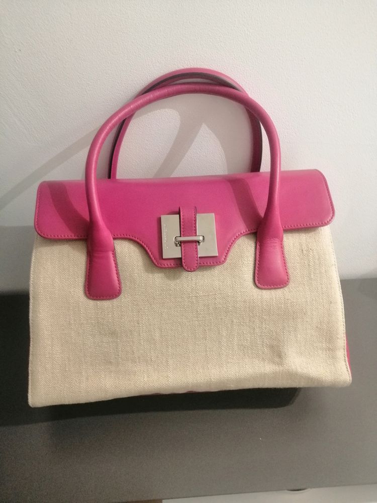 Sac � main LE TANNEUR 190 Eysines (33)