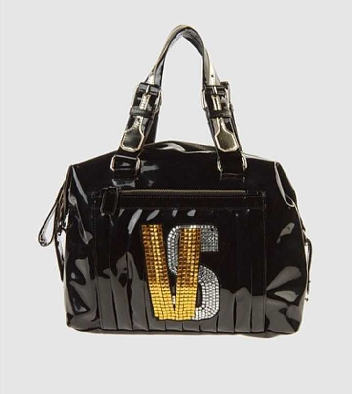 SAC �� MAIN VERSUS 100 Paris 19 (75)