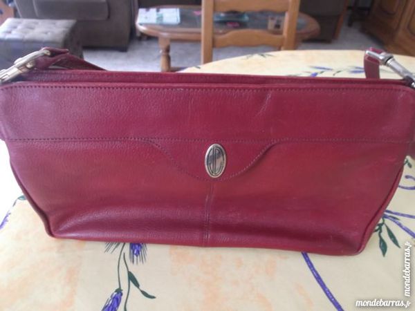 sac � main 5 Clamart (92)