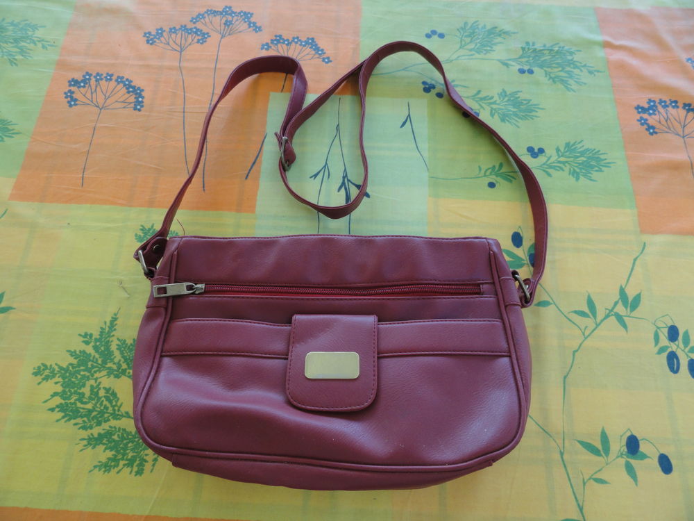 Sac � main 4 Sabl�-sur-Sarthe (72)