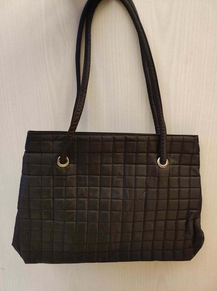 Sac � main 10 Charbonni�res-les-Bains (69)