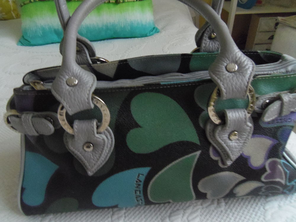 sac � main
35 Le Busseau (79)