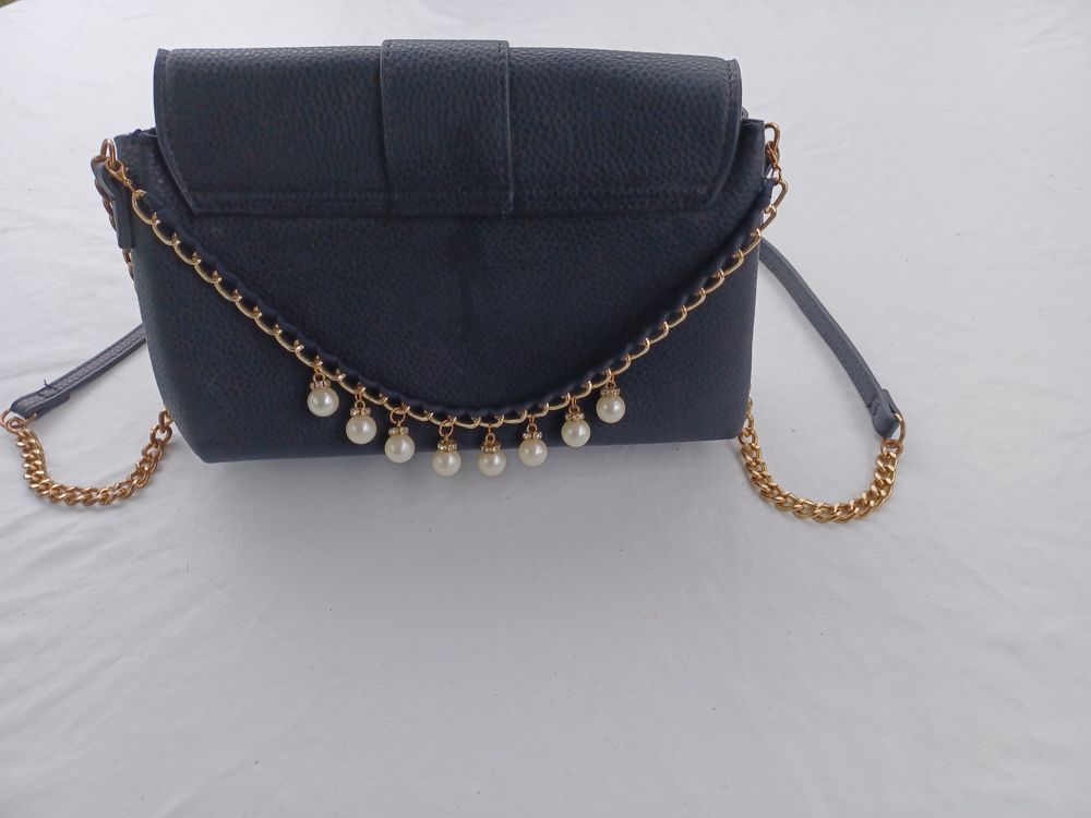 Sac � main MNG 8 Montigny-Lencoup (77)