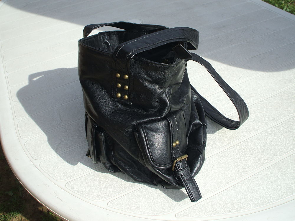 SAC A MAINS 6 Fontaines-sur-Sa�ne (69)