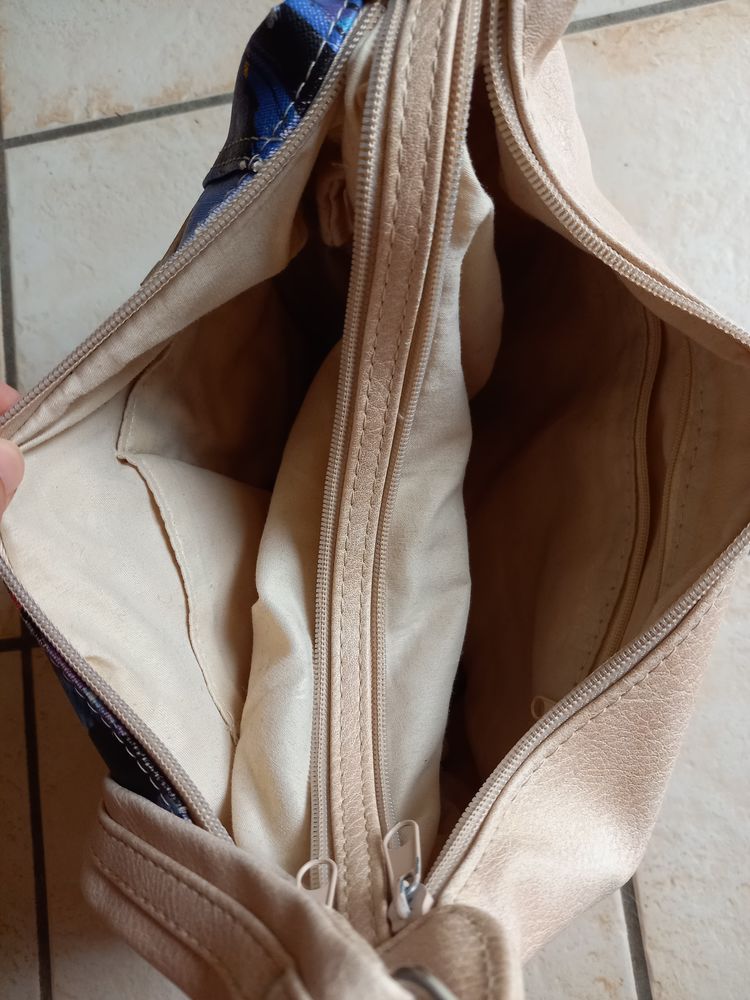 Sac � mains 12 Neuilly (89)