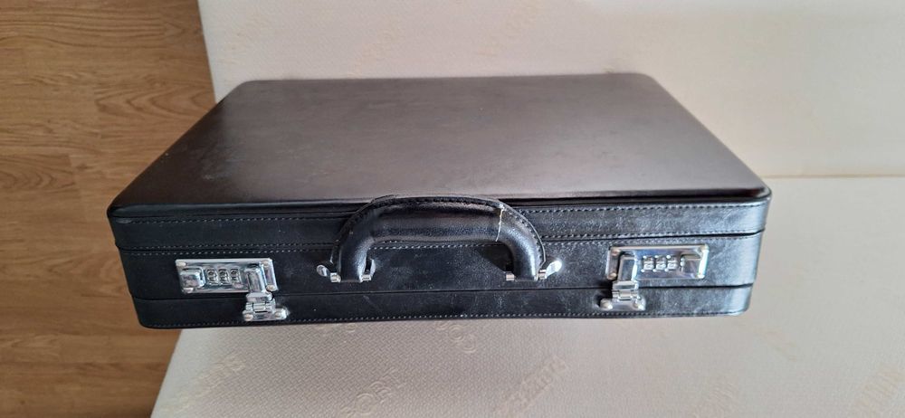 Malette ou Attach�-case 40 Cancale (35)