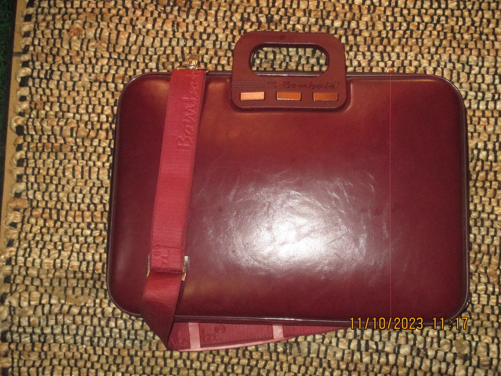 malette porte pc portable 30 Saint-Macaire (33)