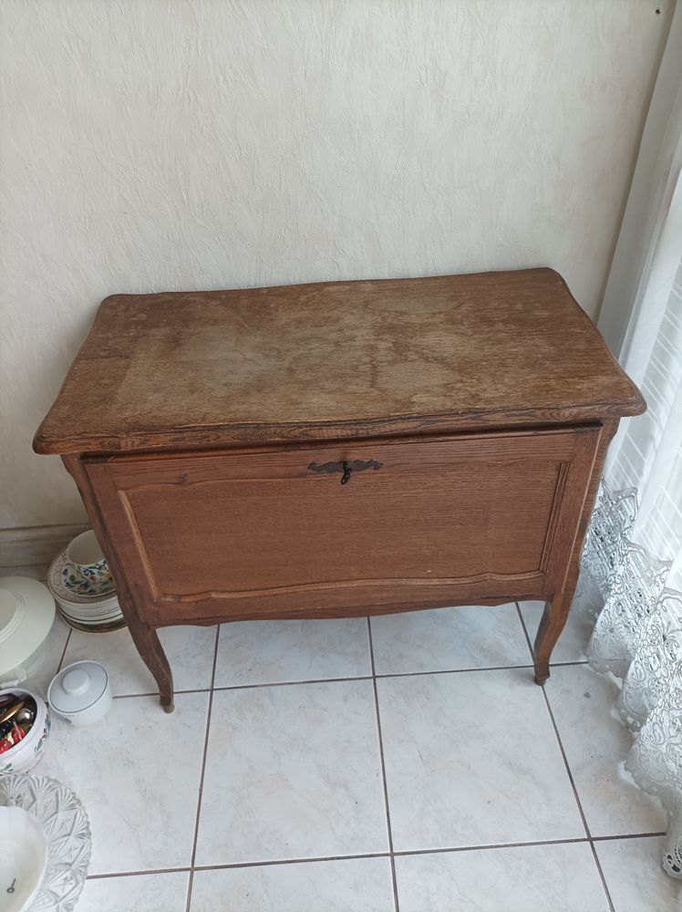 Malle bar  en ch�ne 30 Clamart (92)