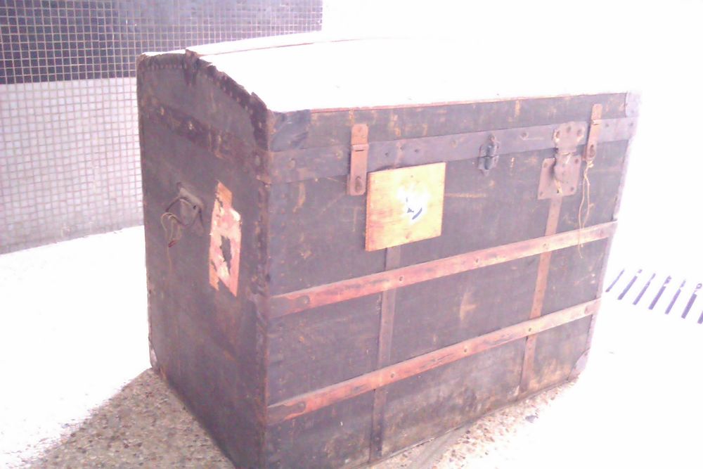 malles des ann�es 20 0 Paris 14 (75)