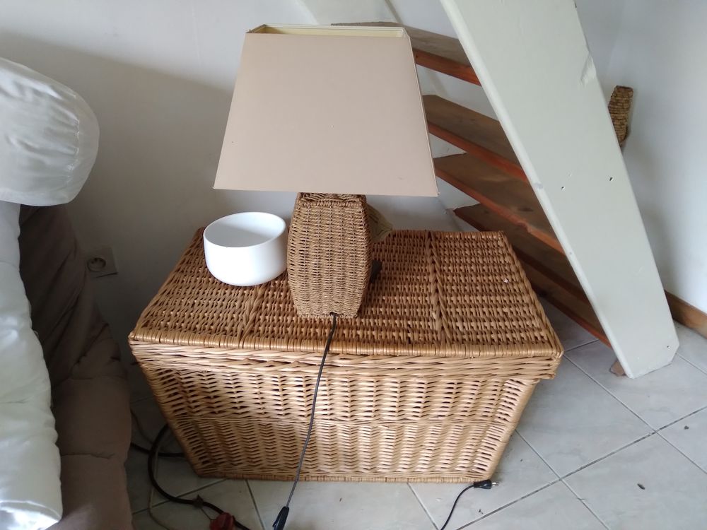 Lot de 2 malles en osier environ 80 cm de large 75 S�gus (65)